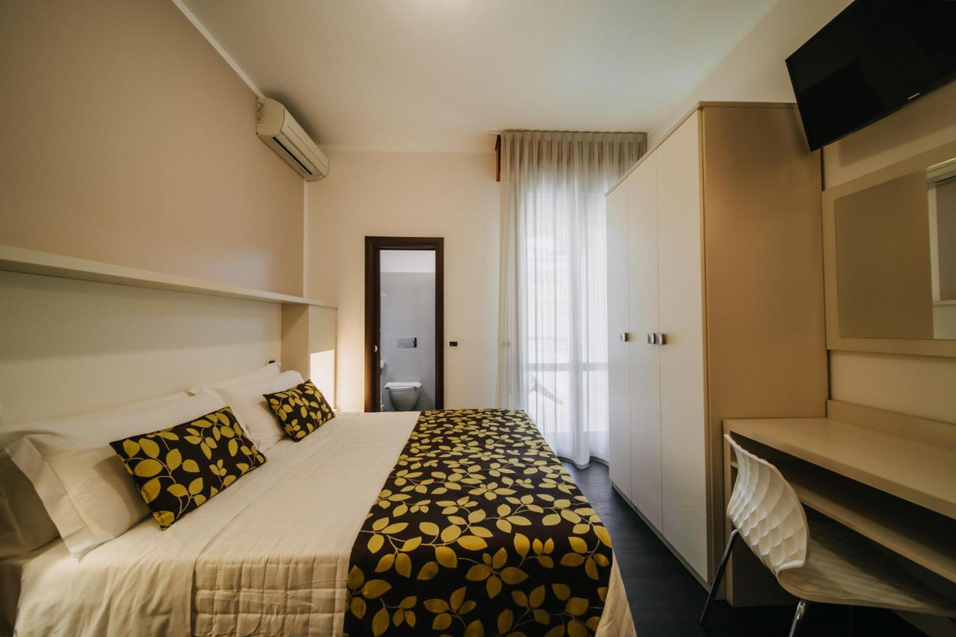 Hotel Lalla Beauty&Relax Cesenatico Esterno foto